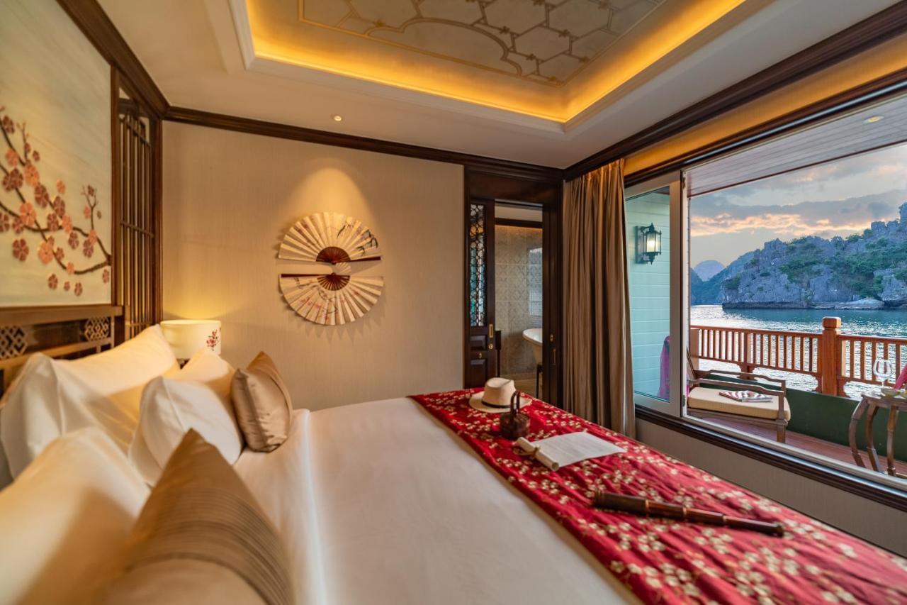 Heritage Line Ylang Cruise - Halong Bay & Lan Ha Bay Ха Лонг Екстериор снимка